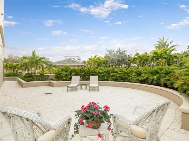 Toscana At Bay Colony