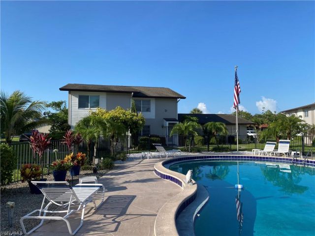Palm Crest Villas