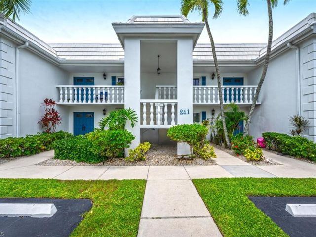 Palm Royal Apts
