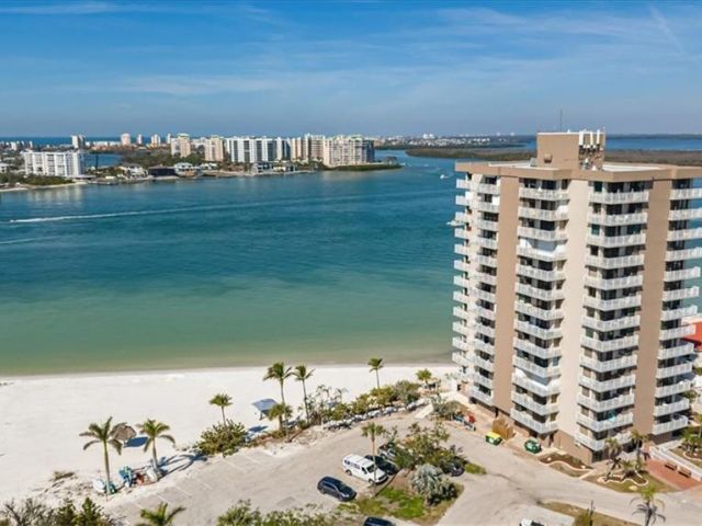 Lovers Key Beach Club