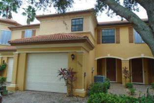 Townhouse, 9058 Water Tupelo Rd, Fort Myers FL 33912