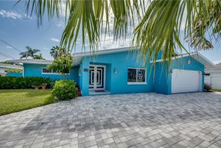 Single Family Residence, 5325 Mikado Ct, Cape Coral FL 33904