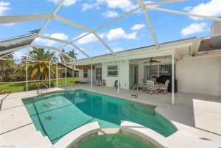 Single Family Residence, 3418 Se 19th Ave, Cape Coral FL 33904