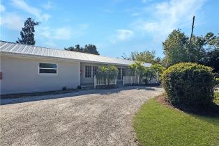 Townhouse, 15206 Stringfellow Rd # 3, Bokeelia FL 33922