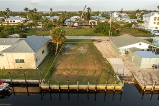 , 16351 Porto Bello St, Bokeelia FL 33922