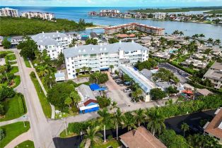 Mid Rise (4-7), 160 Palm St # 210, Marco Island FL 3414534145 