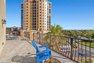 High Rise (8+), 5781 Cape Harbour Dr # 502, Cape Coral FL 33914
