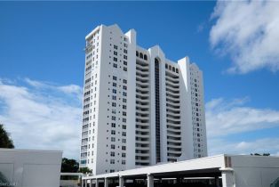 High Rise (8+), 5550 Heron Point Dr # 1601, Naples FL 34108