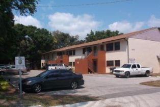 Low Rise (1-3), 3555 Seminole Ave, Fort Myers FL 33916