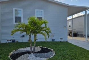 Manufactured Home, 17831 Stevens Bayside Estates, FL 33931