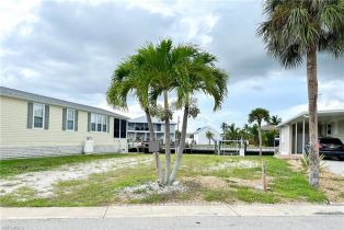 , 11600 Dogwood Ln, Fort Myers Beach FL 33931