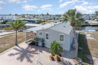 Manufactured Home, 17780 Stevens Bayside Estates, FL 33931 