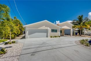 Single Family Residence, 107 Albatross Fairview Isles, FL 33931 