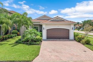 Single Family Residence, 11502 Meadowrun Cir, Fort Myers FL 33913