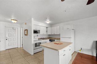 Low Rise (1-3), 830 Wiggins Pass Rd 1434110