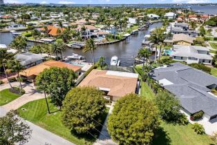 Single Family Residence, 450 Keenan Whiskey Creek, FL 33919 