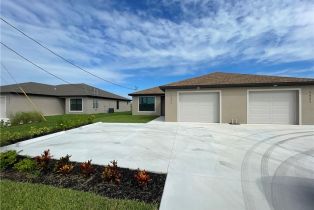 , 1423 Gleason Pkwy, Cape Coral FL 33914
