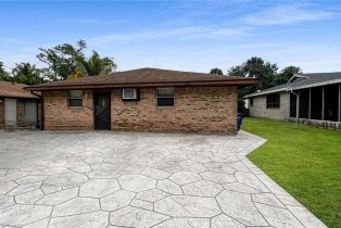 , 27917 Washington St, Bonita Springs FL 34135