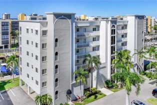 , 4361 Bay Beach Ln # 424, Fort Myers Beach FL 33931
