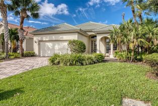 Single Family Residence, 3460 Lakeview Isle Ct, Fort Myers FL 33905