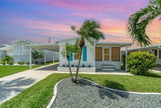 Manufactured Home, 11170 Bayside Bayside Estates, FL 33931 