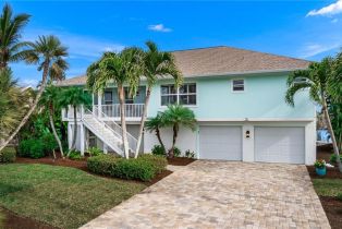 Single Family Residence, 736 Durion East Rocks, FL 33957 