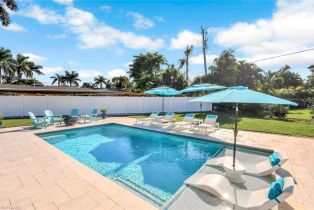 , Town And River, FL 