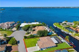 Single Family Residence, 775 Cal Cove Palmetto Point, FL 33919 