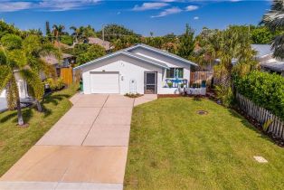 , Vanderbilt Beach, FL 