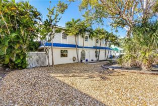Triplex, 135 Delmar Ave # C, Fort Myers Beach FL 33931