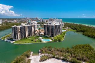 High Rise (8+), 15 Bluebill Ave # 1004, Naples FL 34108