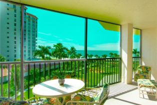 , 10851 Gulf Shore Dr # 301, Naples FL 34108