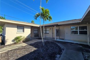 Quadruplex, 4803 Triton Ct E # 1, Cape Coral FL 33904