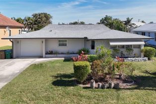 Single Family Residence, 5343 Del Monte Caloosahatchee, FL 33904 