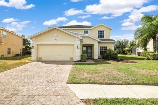 Single Family Residence, 2201 Cape Heather Pelican, FL 33991 