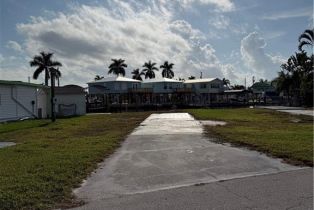 Land, 3867 Phoenix Dr, St. James City FL 33956