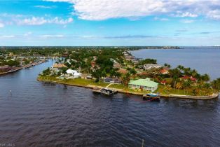 , Caloosahatchee, FL 