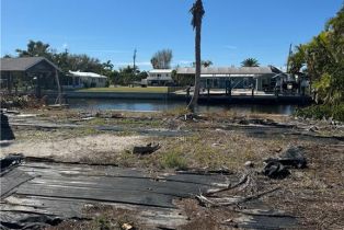 Land, 2359 Sycamore St