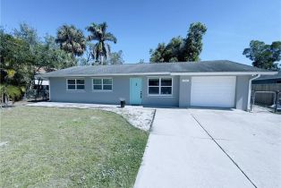 Single Family Residence, 27111 Lavinka Bonita Springs, FL 34135 