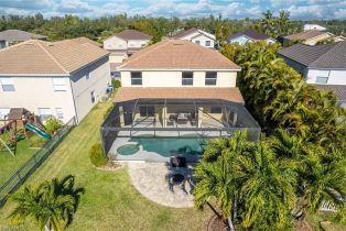 Single Family Residence, 2084 Cape Heather Heatherwood Lakes, FL 33991 