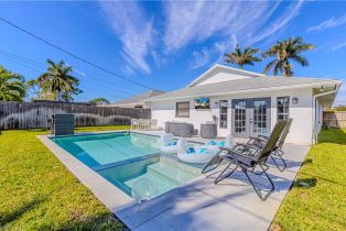 Single Family Residence, 754 105th Vanderbilt Beach, FL 34108 