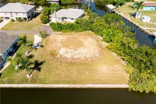 Land, 3579 Gondola Ln, St. James City FL 33956