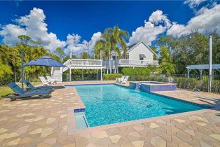 , 6941 Hunters Rd, Naples FL 34109