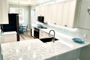 Mid Rise (4-7), 10275 Bismark Palm Way 111133966