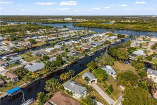 Single Family Residence, 2123 Davis Fort Myers Shores, FL 33905 