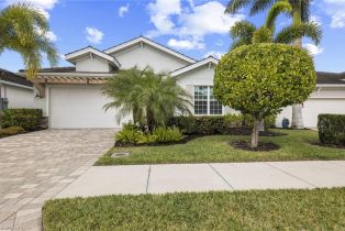 Single Family Residence, 16709 Siesta Drum Seasons At Bonita, FL 34135 