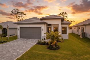 , Vanderbilt Beach, FL 