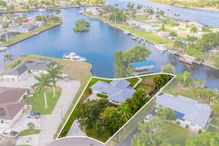 Single Family Residence, 13856 Lazy River Forest, FL 33905 