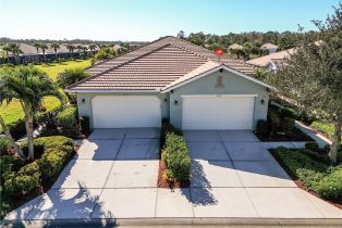 Villa Attached, 10421 Sirene Materita, FL 33913 