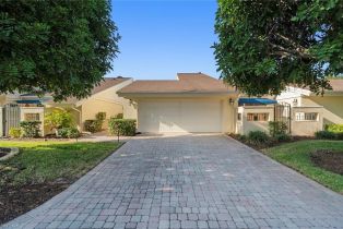 Villa Attached, 15637 Carriedale Carriedale, FL 33912 